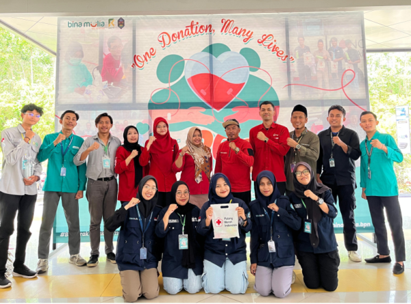 “One Donation, Many Lives” Aksi Donor Darah dalam Memperingati Hari Kesehatan Nasional